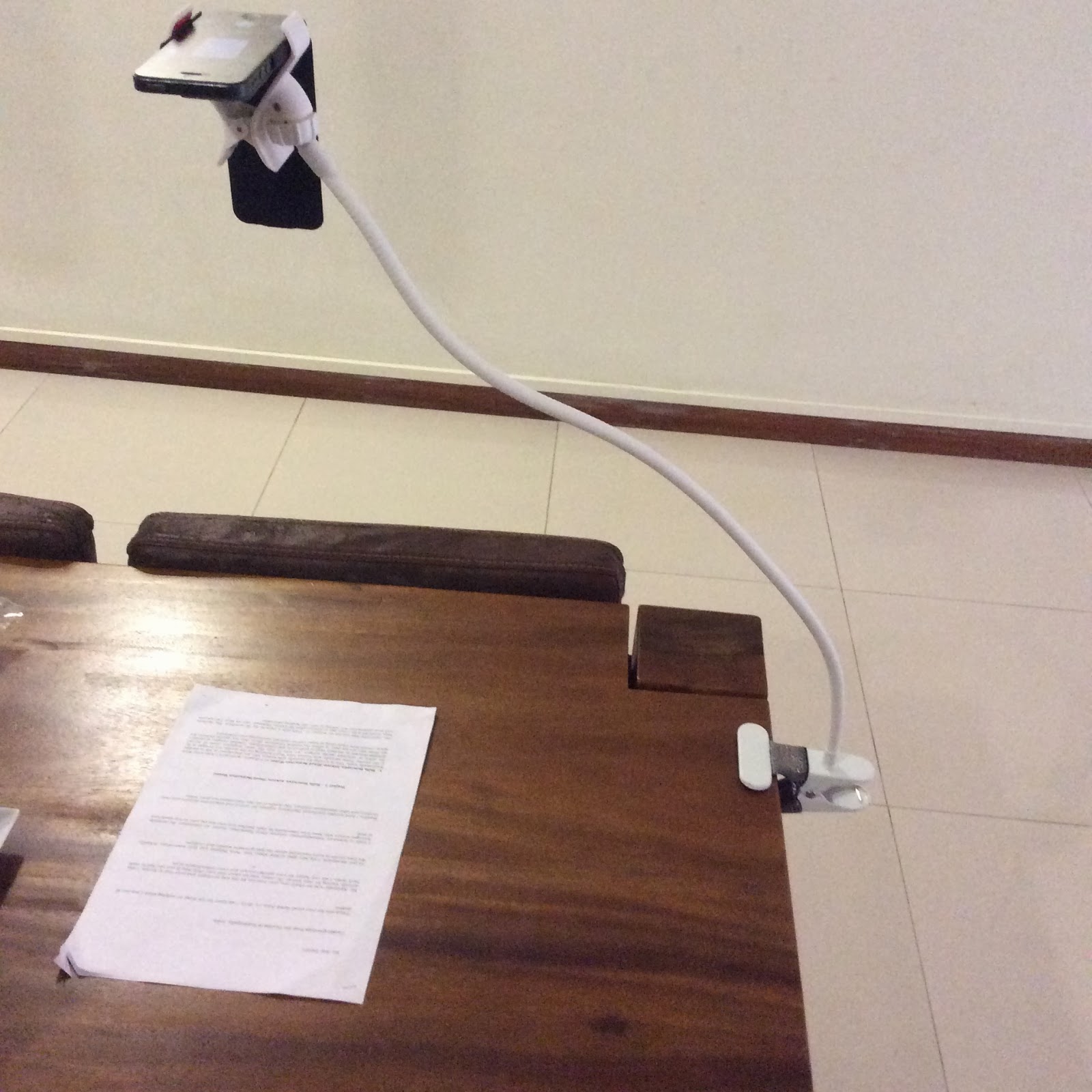 The Technical Teacher Deutsch/English Document camera (a.k.a